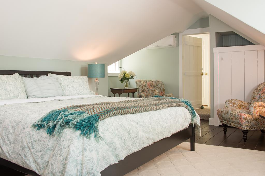Bed and Breakfast The Parsonage East Orleans Zimmer foto